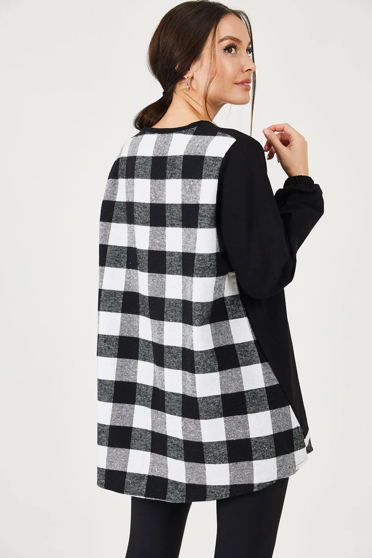 armonika  Schwarzes Damen-Sweatshirt mit Karomuster auf der Rückseite ARM-21K024045