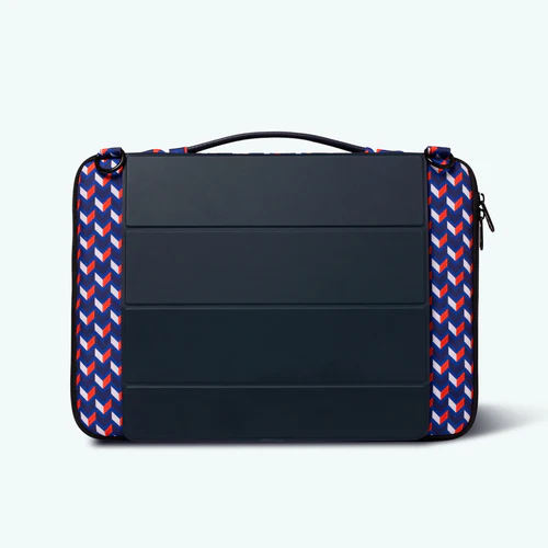 Bankenviertel 13-inch blue laptop sleeve