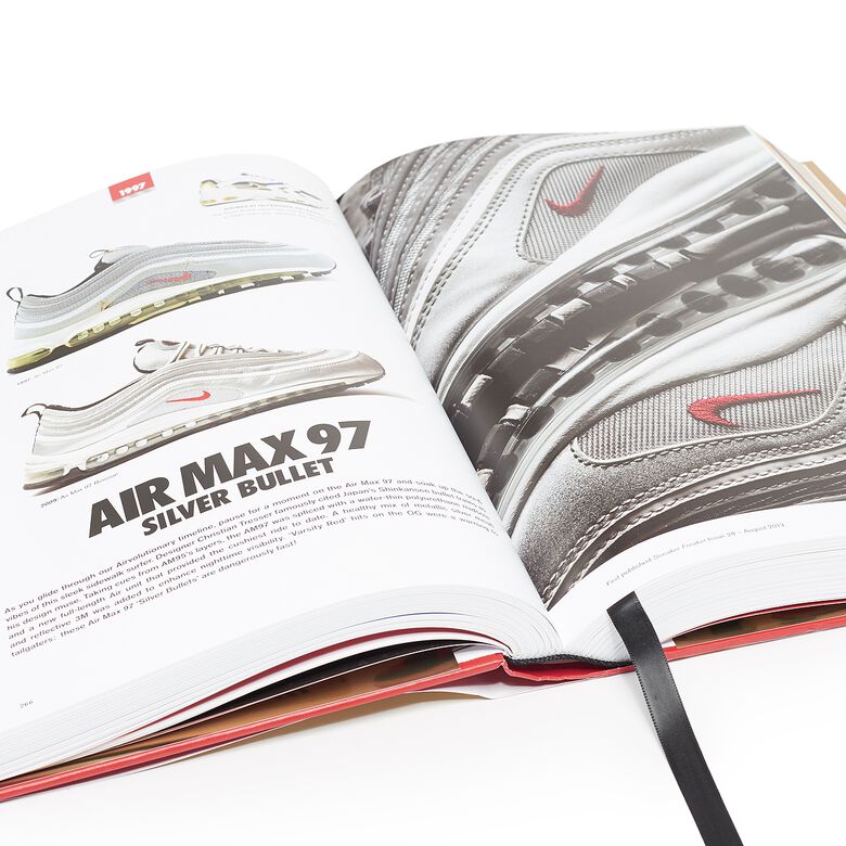Taschen The Ultimate Sneaker Book multi
