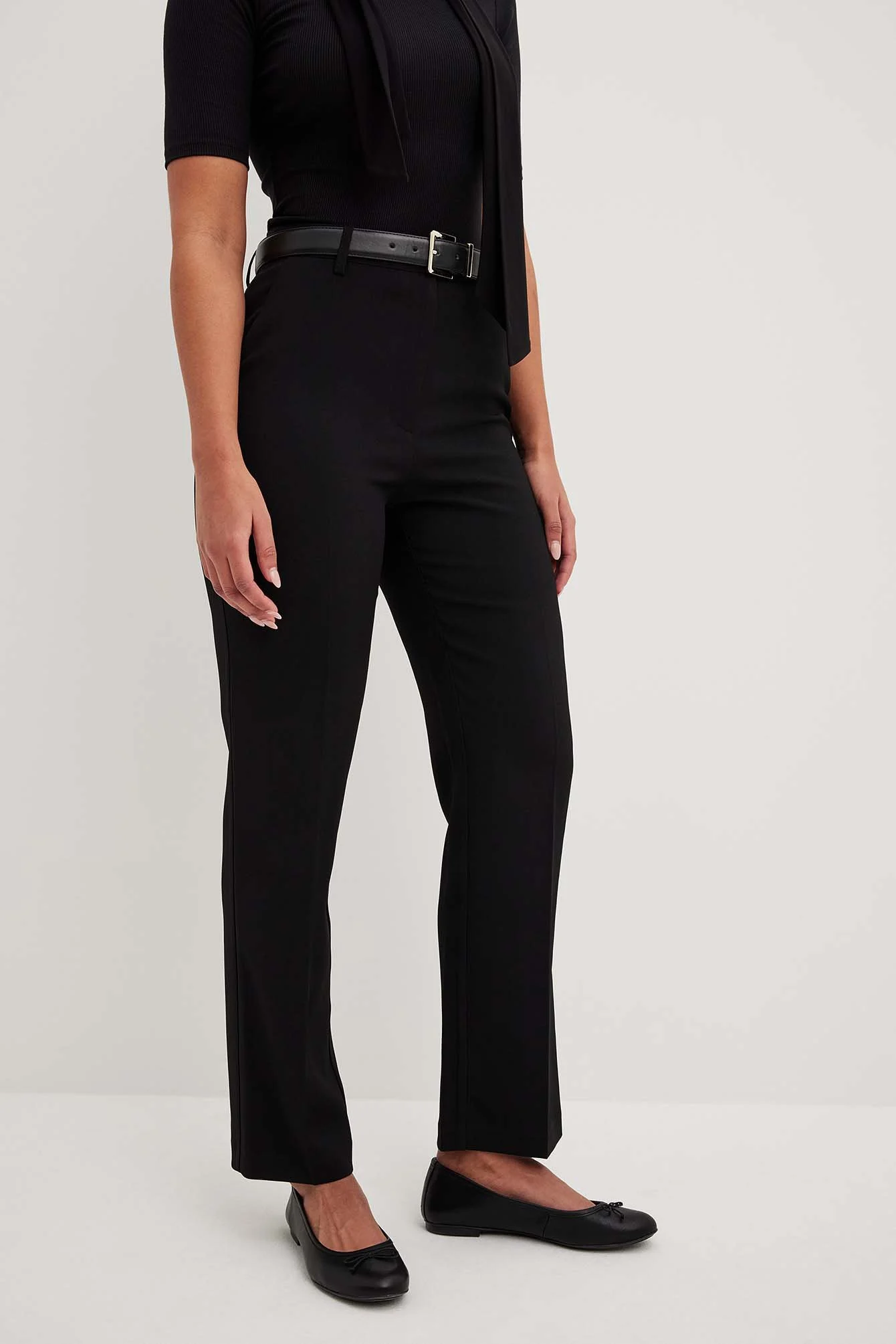 Knöchellange Anzughose mit hoher Taille