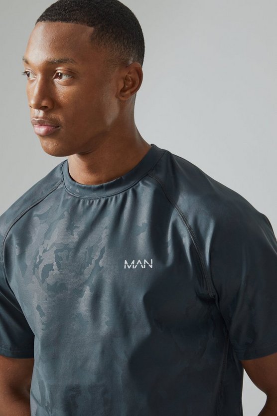 Man Active Camouflage T-Shirt