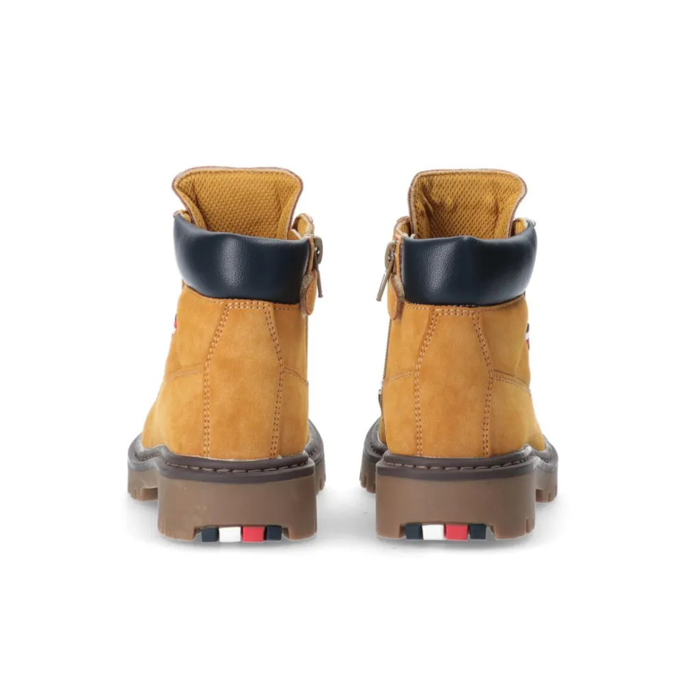 Tommy Hilfiger Boots T3B5-32534-1467A255 / braun