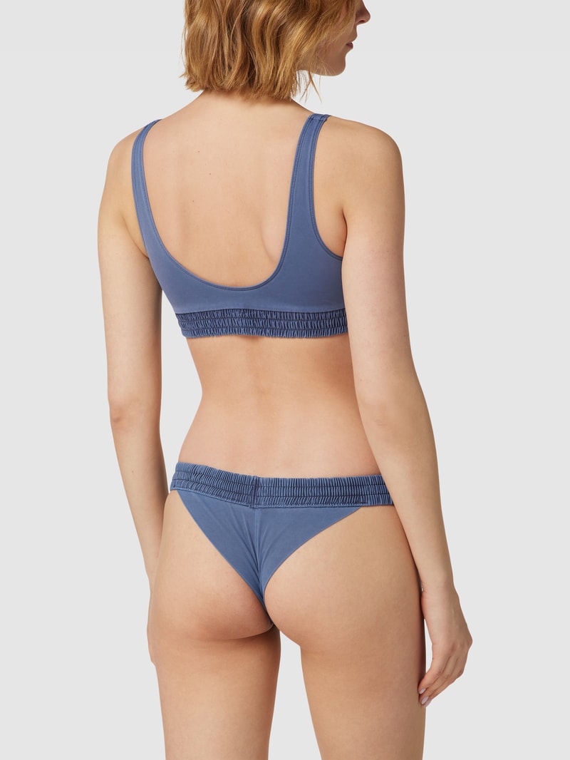 Bikini-Oberteil mit Label-Patch in hellblau