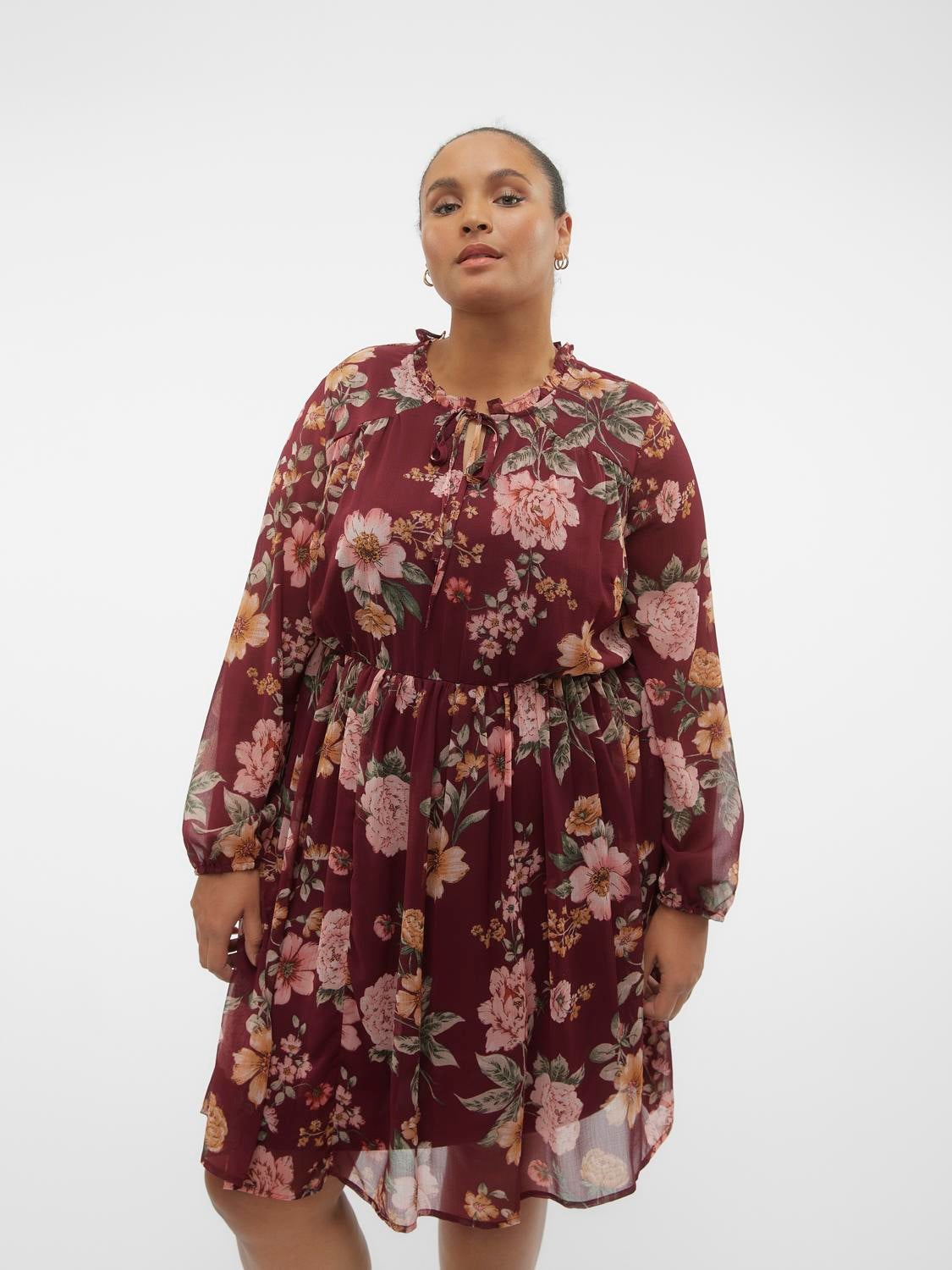VMSILLA Kurzes Kleid