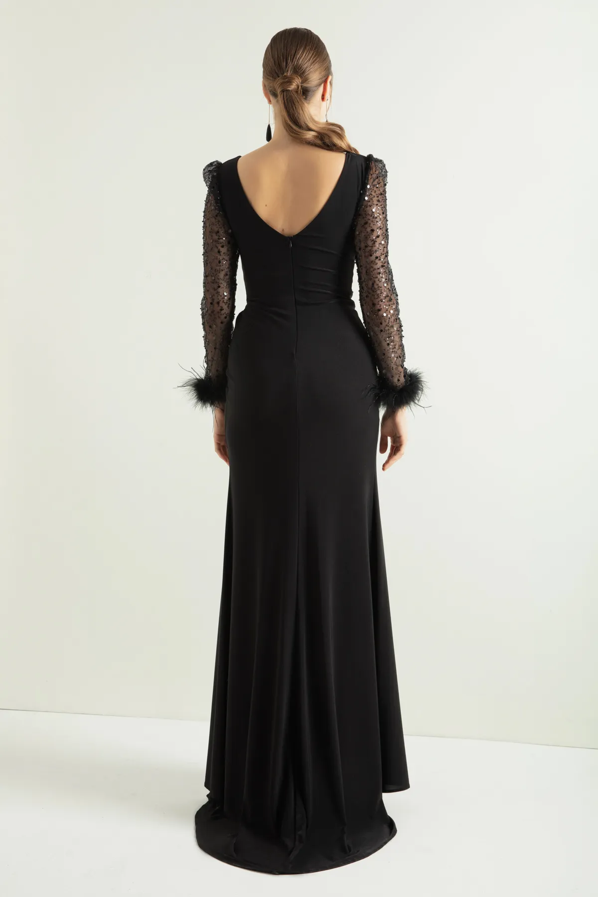 Lafaba  Schwarzes Damen-Abendkleid mit V-Ausschnitt und Steinschlitzen