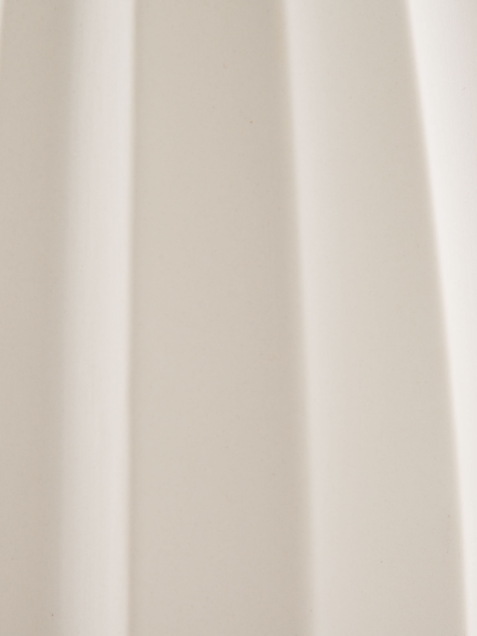 Limbica Vase, Mattweiss