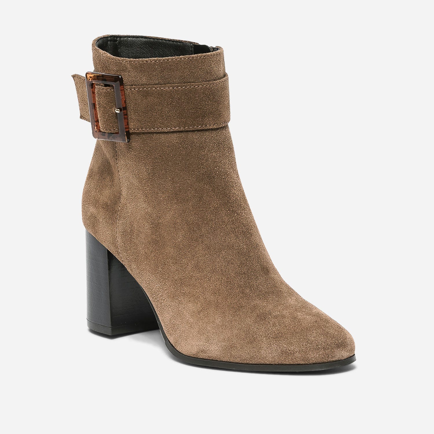 Boots marron en cuir velours à boucle écaille