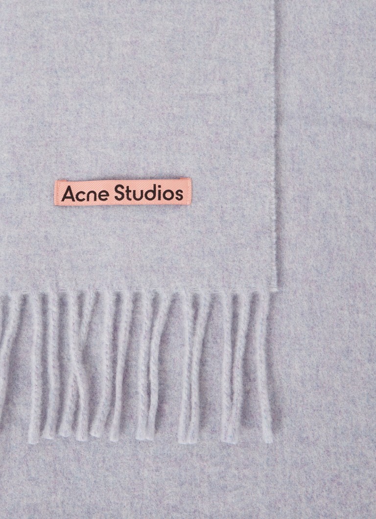 Acne Studios Villahuivi logolla 200 x 45 cm