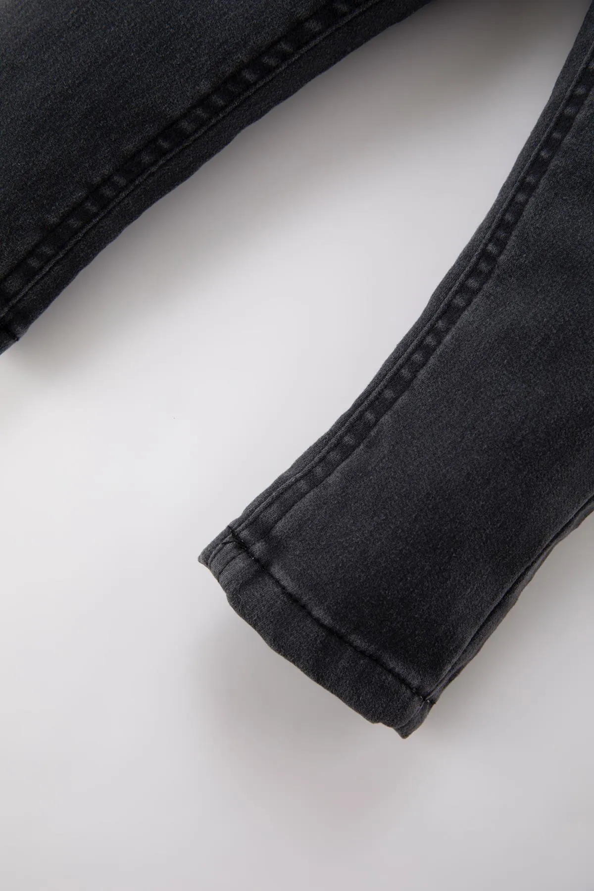 DeFacto  Baby-Jungen-Hose mit normaler Passform