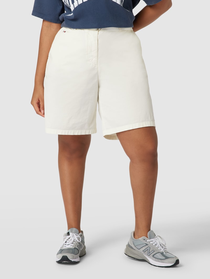 PLUS SIZE Shorts mit Label-Details Modell 'Twill' in ecru
