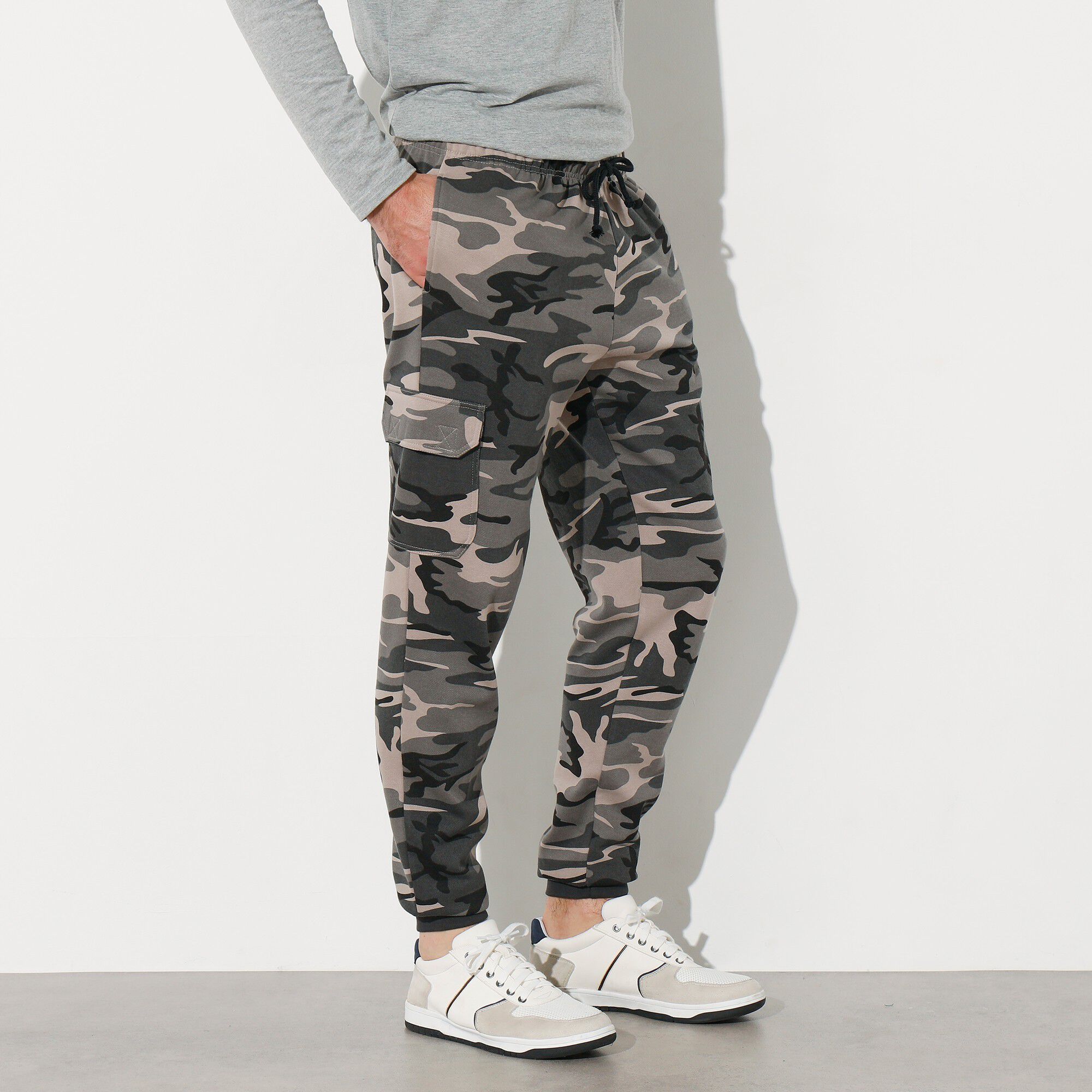 Pantalon molleton cargo bas resserrés
