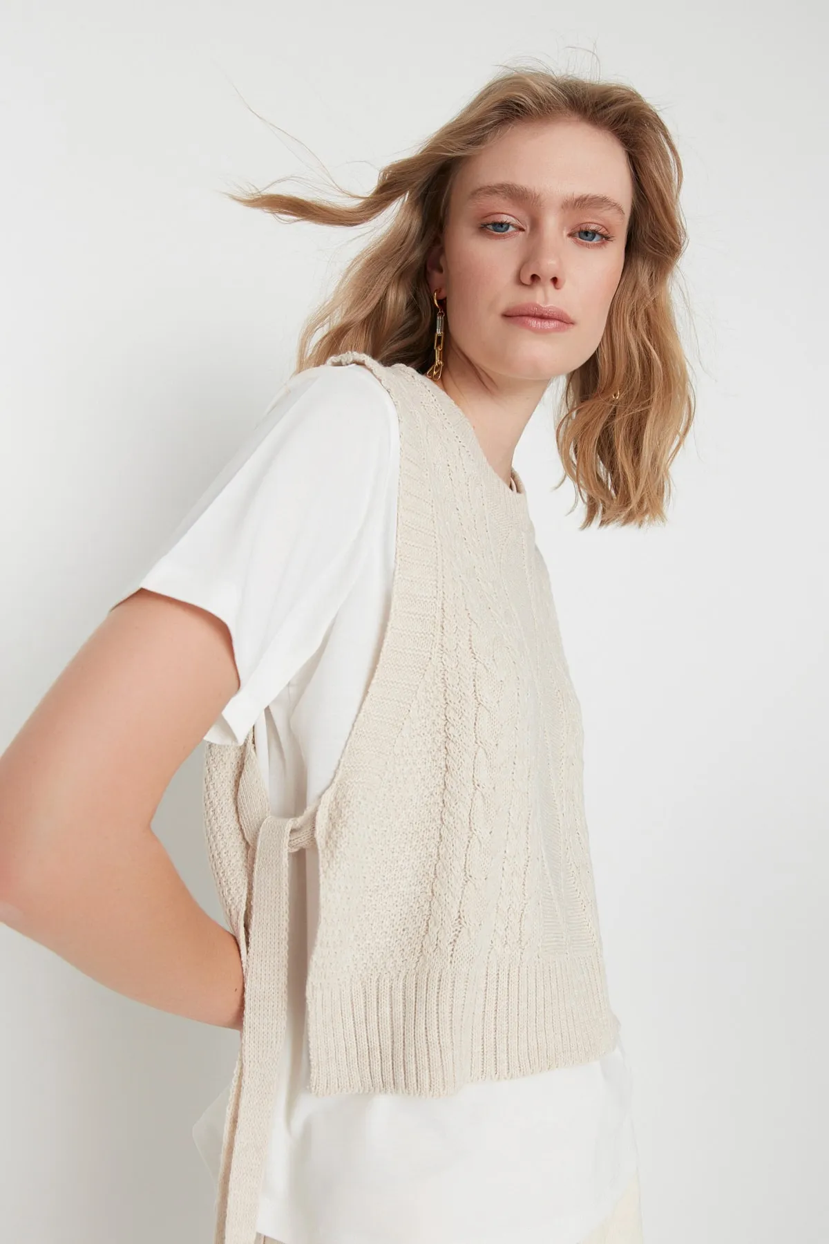 Trendyol Collection  Stone Crop Strickpullover TWOAW22SV0058