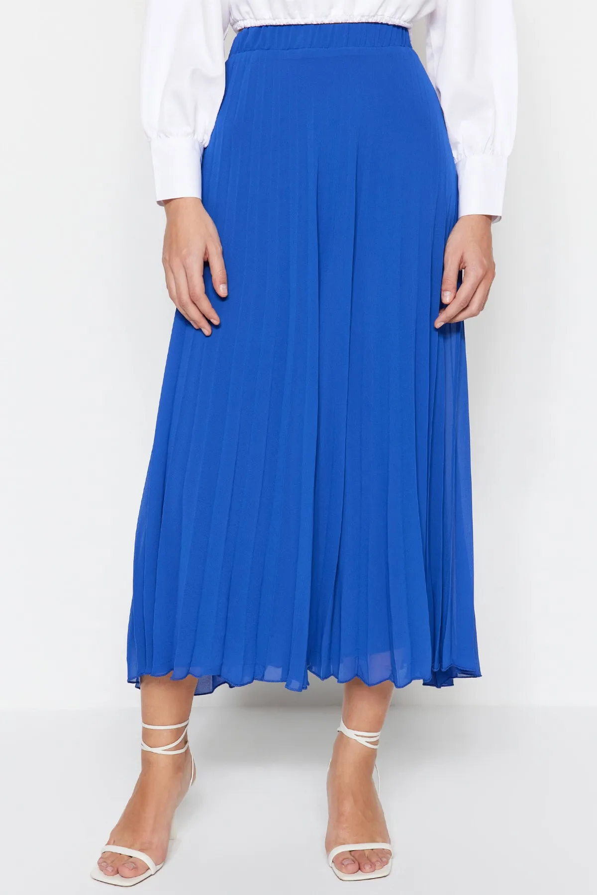 Trendyol Modest  Marineblauer plissierter Chiffonrock mit elastischer Taille und Futter TCTSS23EE00019