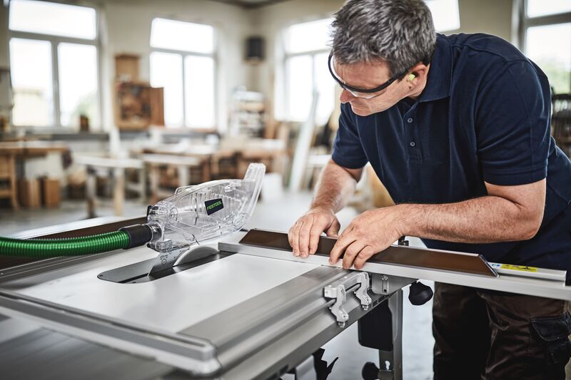 Sierra circular de mesa Festool 578108 TKS 80 EBS ST 840-Set de 254 mm con protección SawStop.
