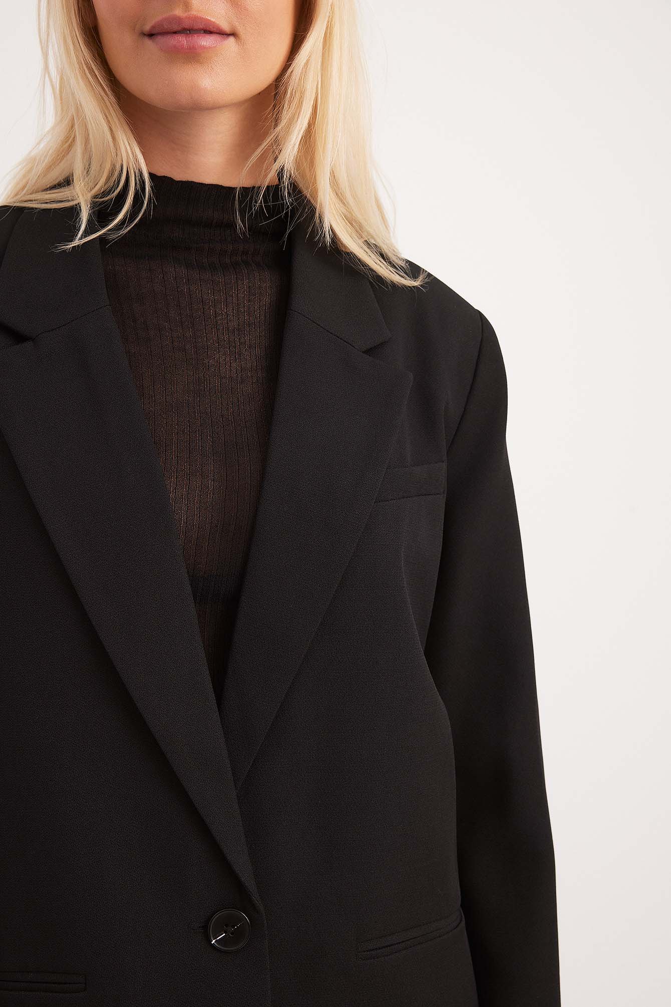 Eleganter Oversize-Blazer aus recyceltem Material