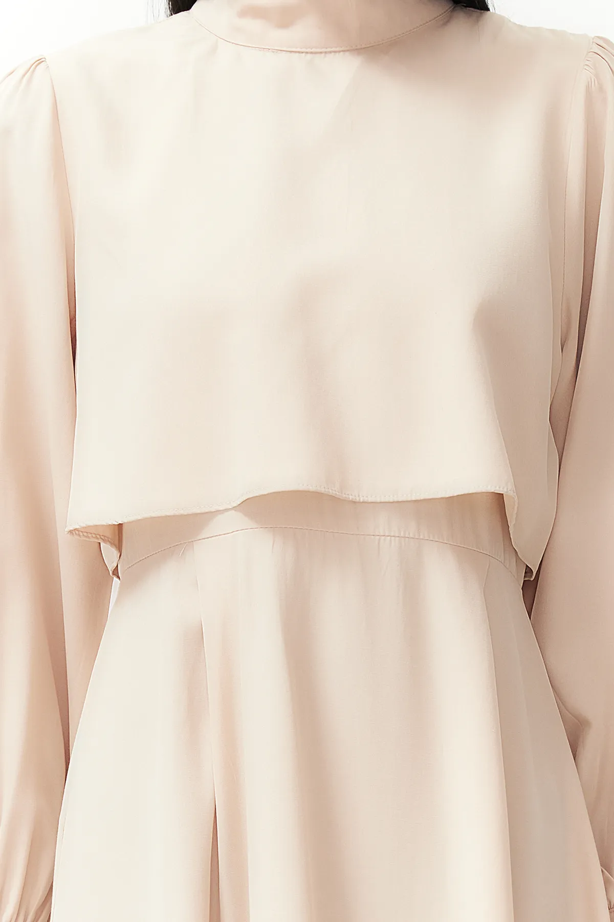 Trendyol Modest  Beiges, gewebtes Kleid mit Aller Piece-Details TCTSS24EB00190