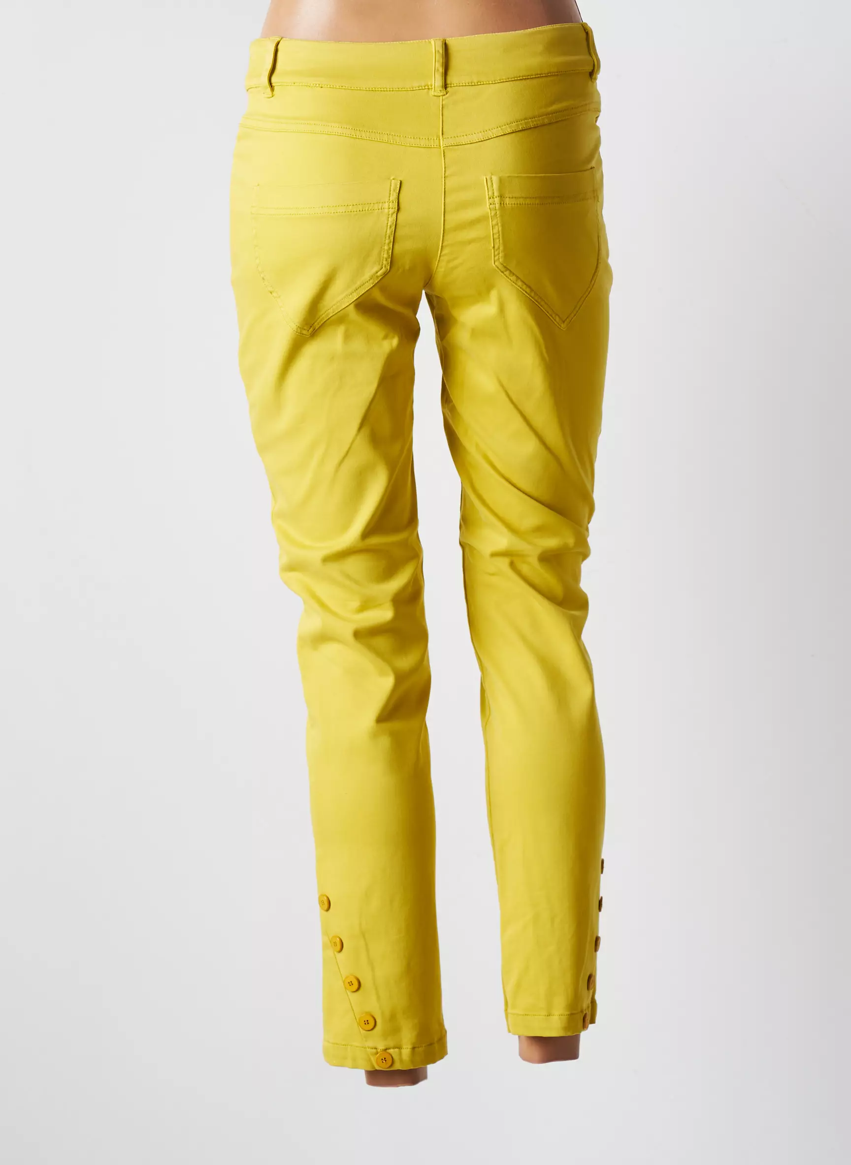 Aventures Des Toiles Pantalon7 8 Femme couleur jaune