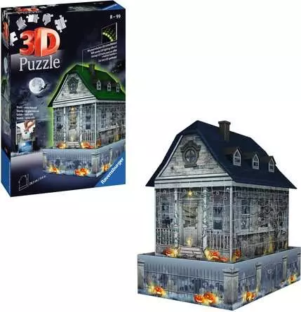Ravensburger Gruselhaus bei Nacht