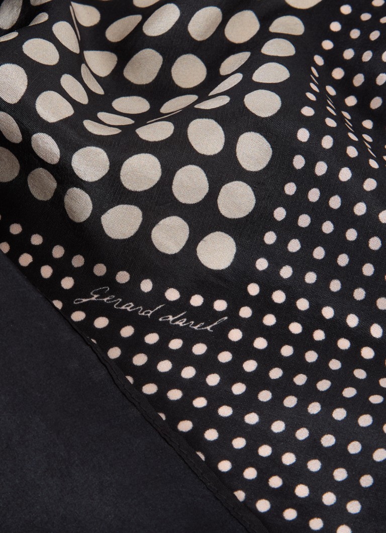 Gerard Darel Dorothee -silkkihuivi 90 x 90 cm