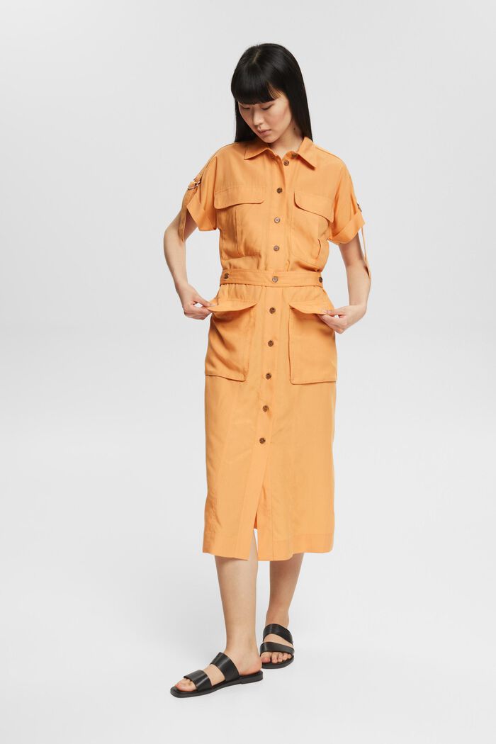 Mit Leinen: Hemdblusenkleid mit Gürtel