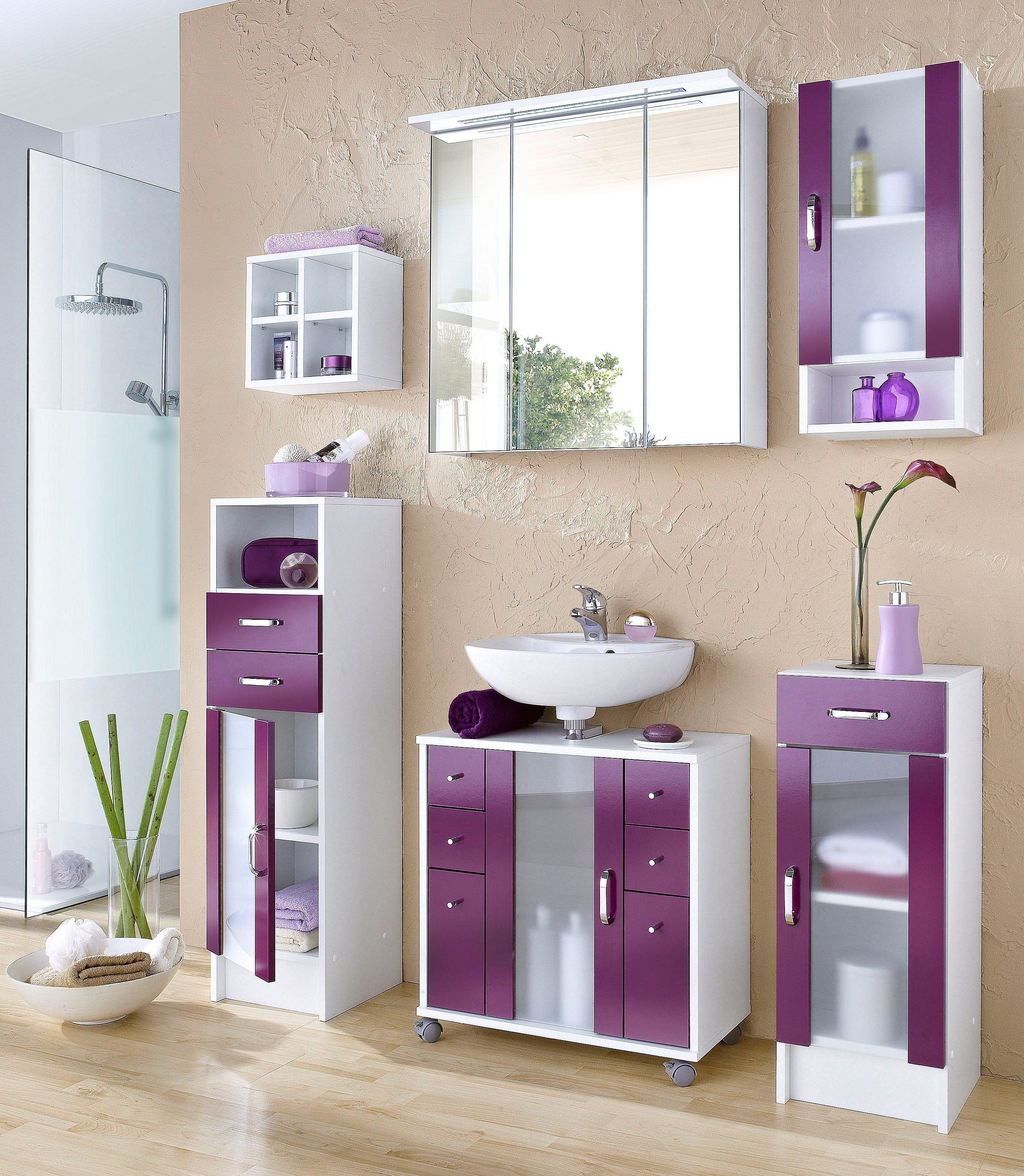 Schildmeyer Spiegelschrank Profil Breite 70 cm, 3-türig, LED-Beleuchtung, Schalter-/Steckdosenbox