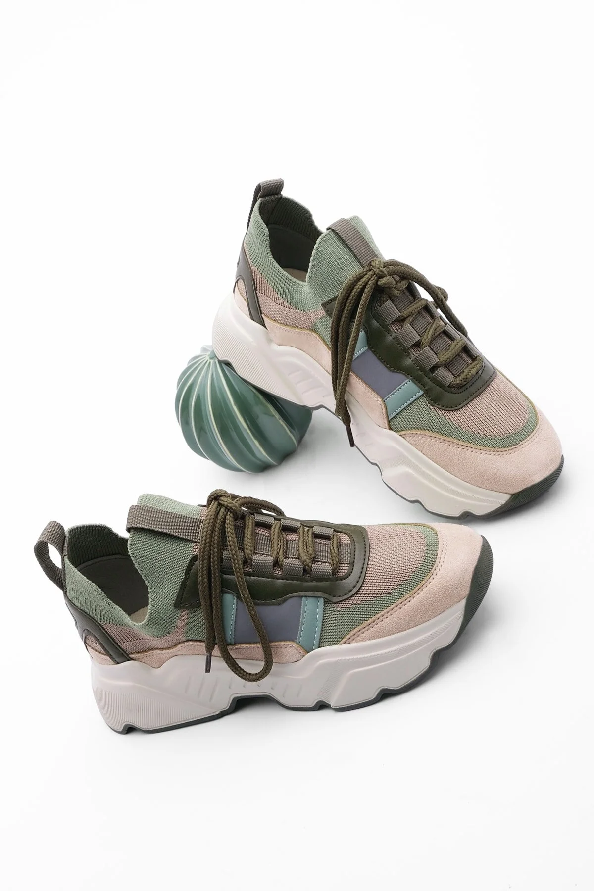 Marjin  Damen Sneaker Hohe Sohle Strickwaren Sportschuhe Volente Khaki