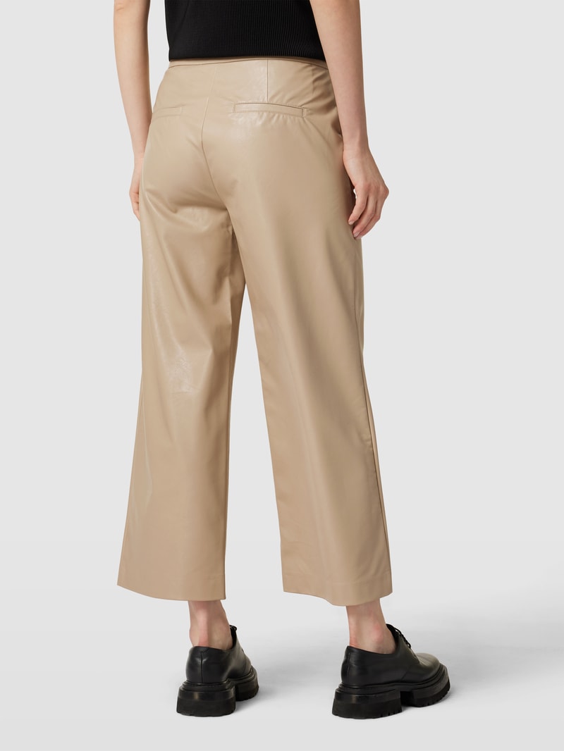 Hose in verkürztem Design Modell 'Palina' in sand