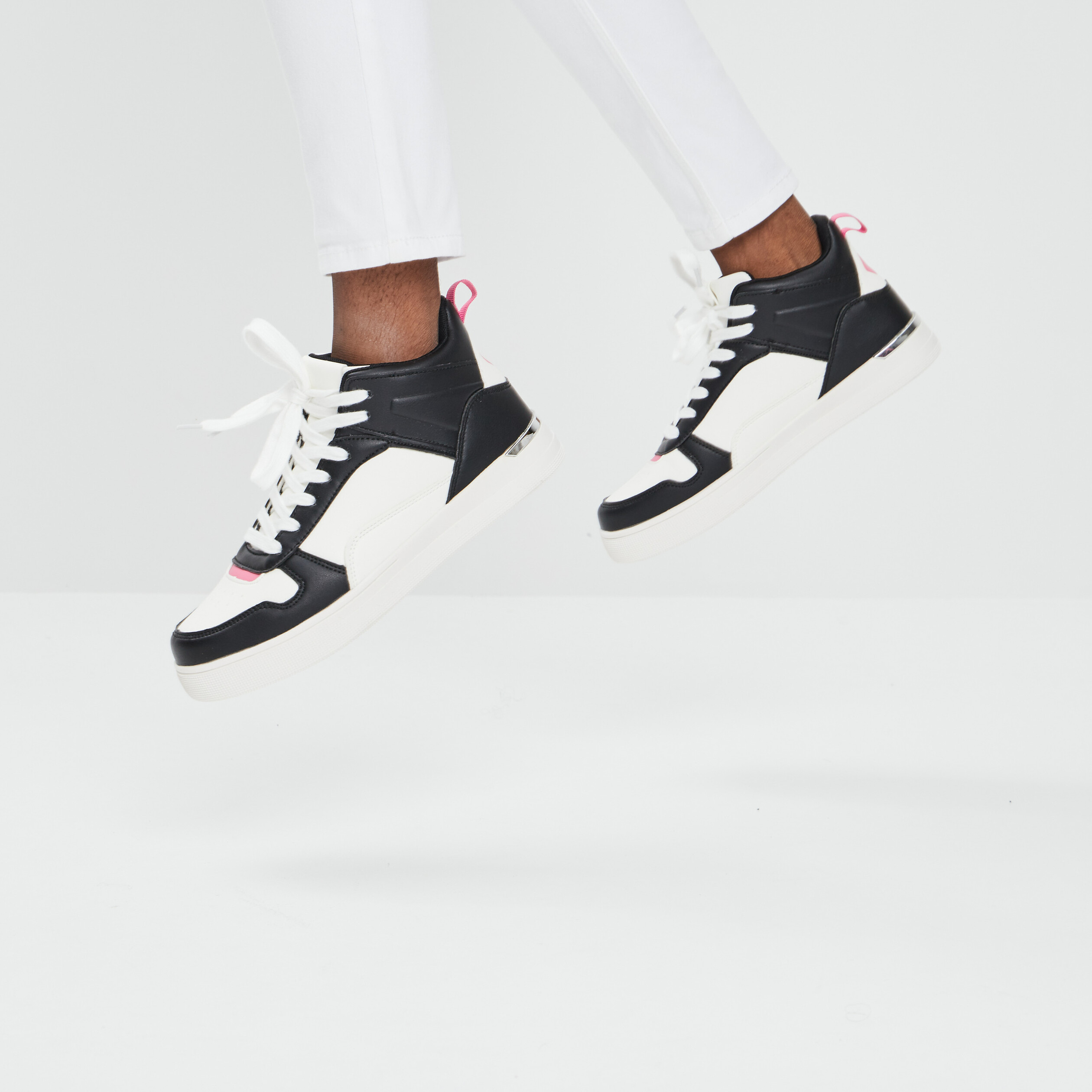 Baskets montantes Liberto noir femme | La Halle