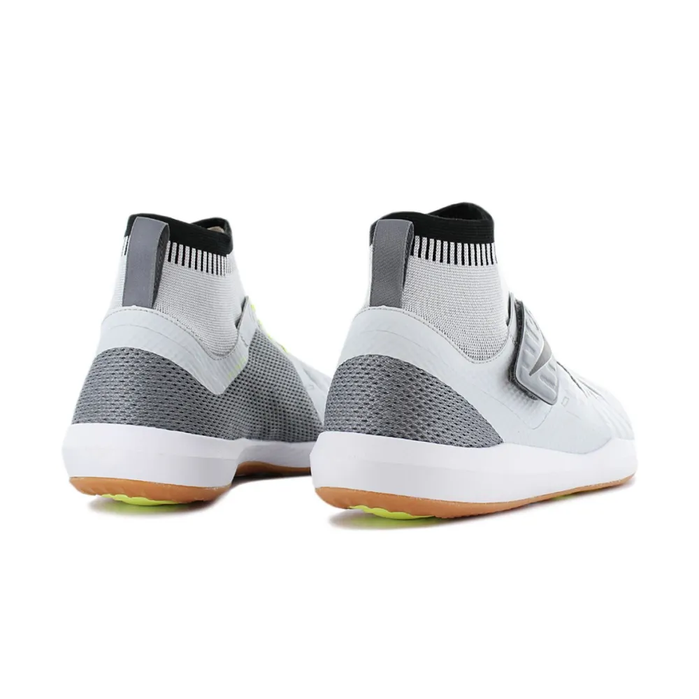 Nike FLYLON TRAIN DYNAMIC 852926-005 / grau