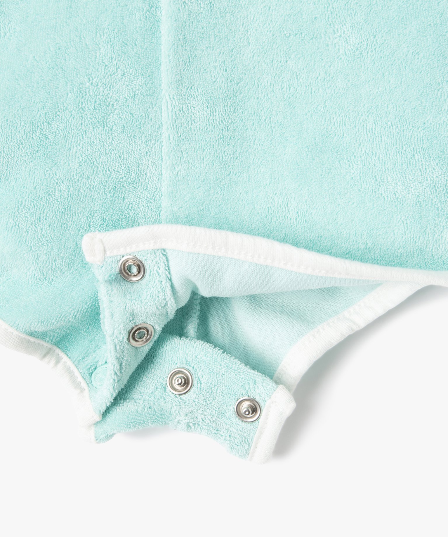 Combishort bébé fille en éponge à fines bretelles croisées au dos