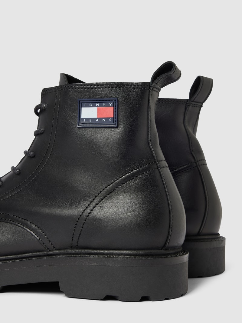Boots aus Leder mit Label-Details in schwarz