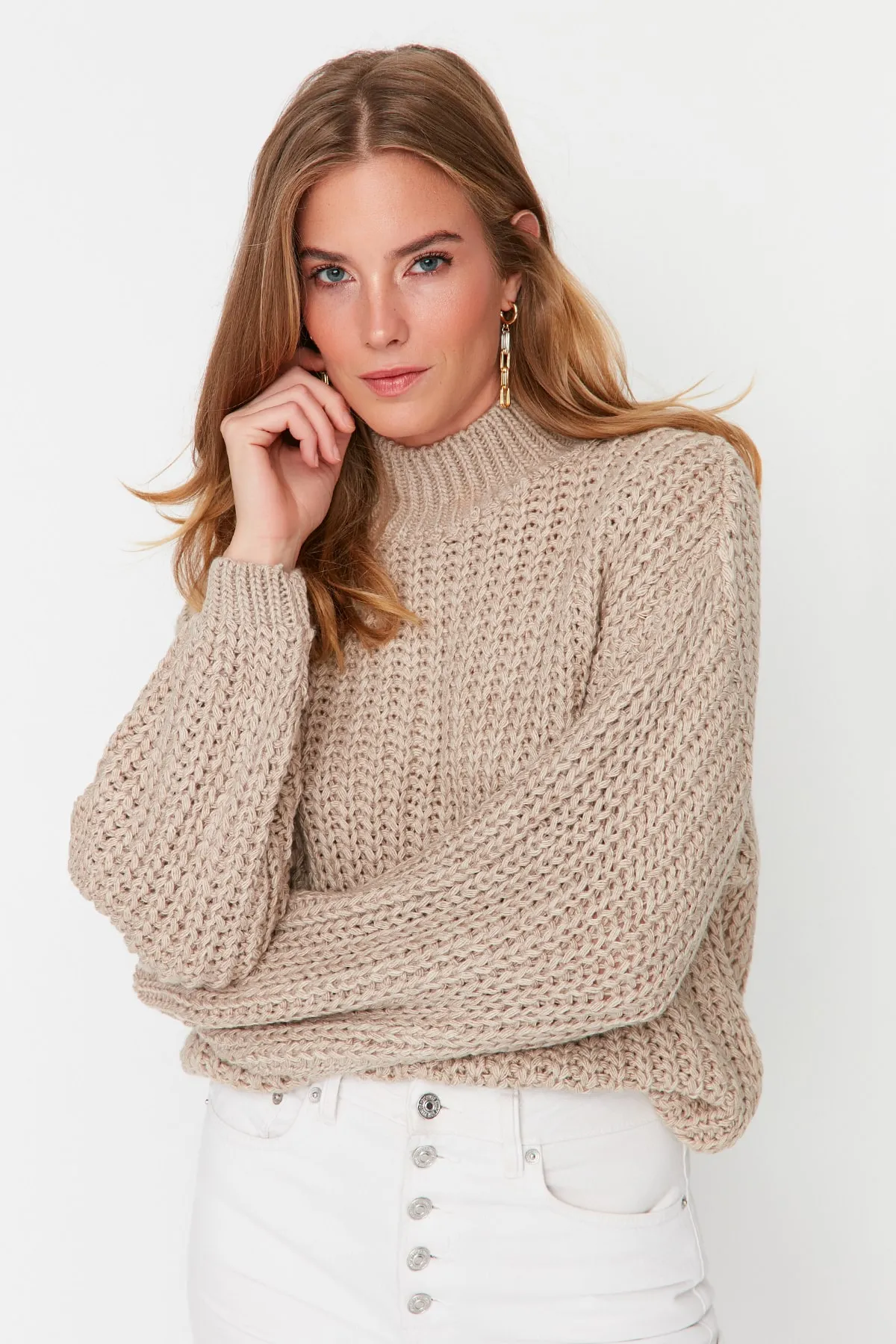 Trendyol Collection  Stone Wide Fit Weicher, strukturierter Basic-Strickpullover TWOAW23KZ01810