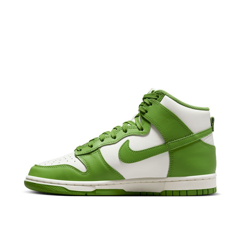 NIKE Wmns Dunk High 