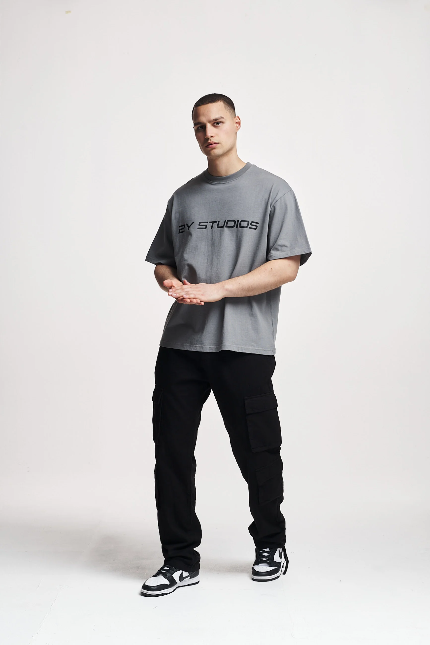 Pantalones cargo KIRAN de 4 bolsillos de 2Y Studios