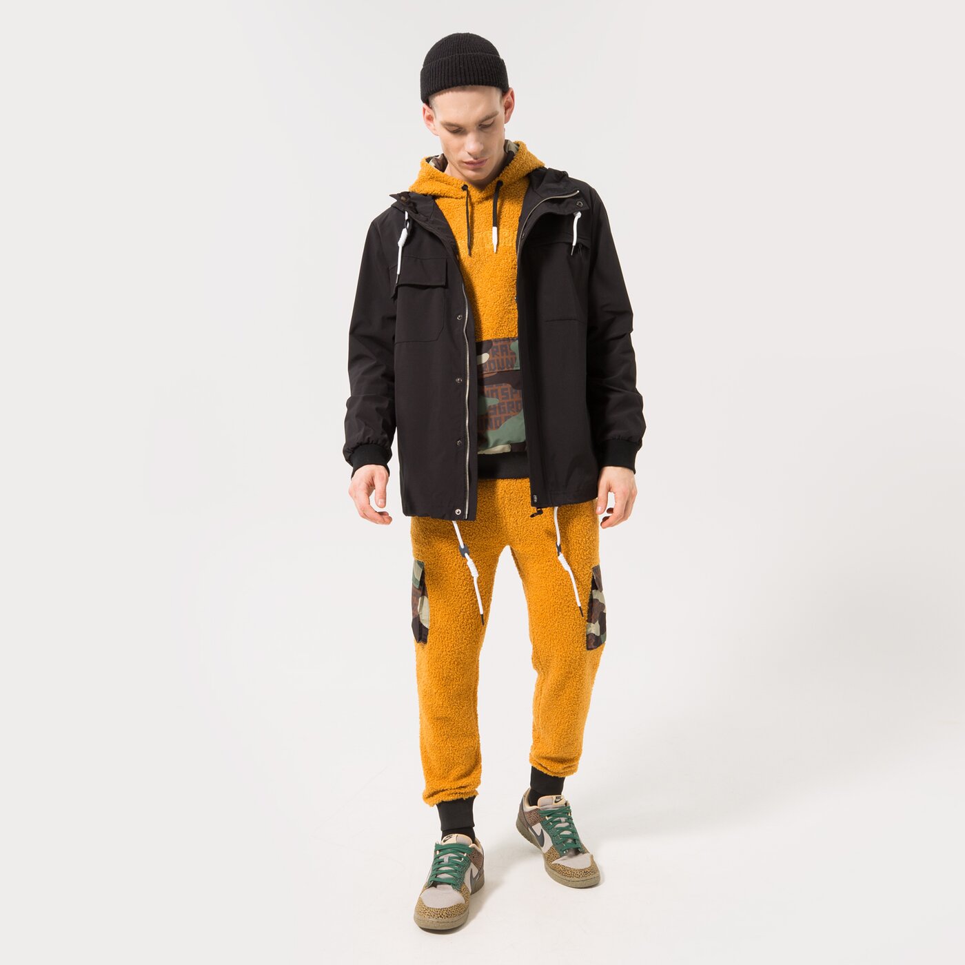 CONFRONT JACKE HOODED BLACK Schwarz