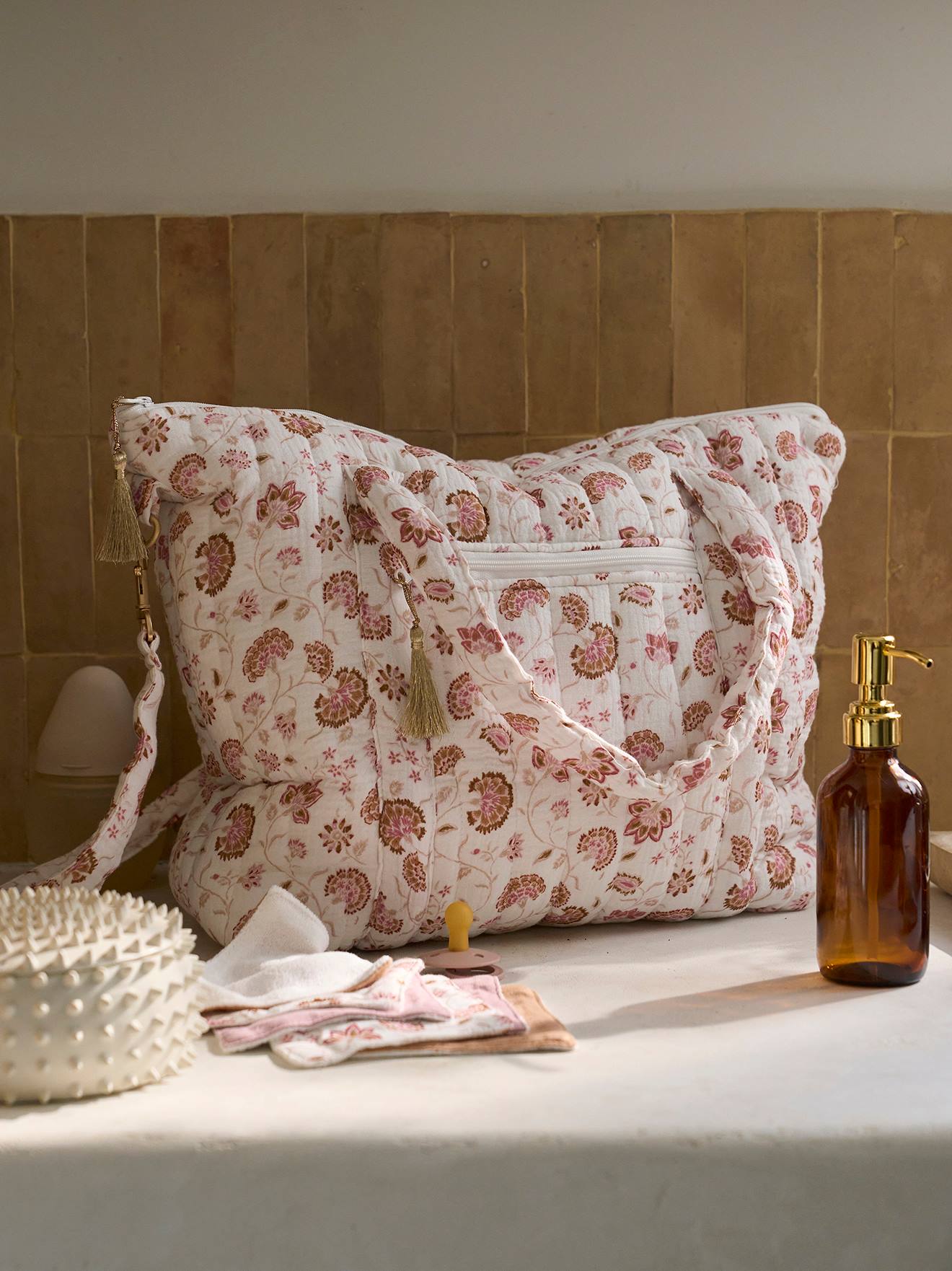 Vertbaudet Wickeltasche PLUME, personalisierbar - rosa/folklore blumen