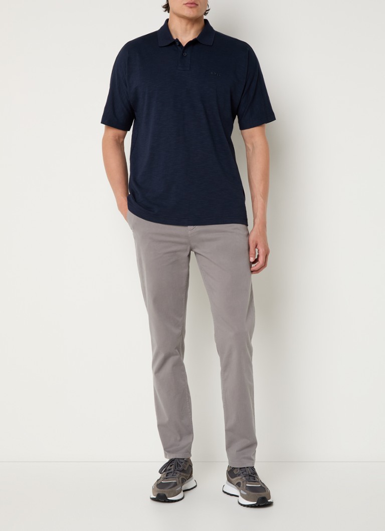 Polo HUGO BOSS de corte regular em malha com logotipo.