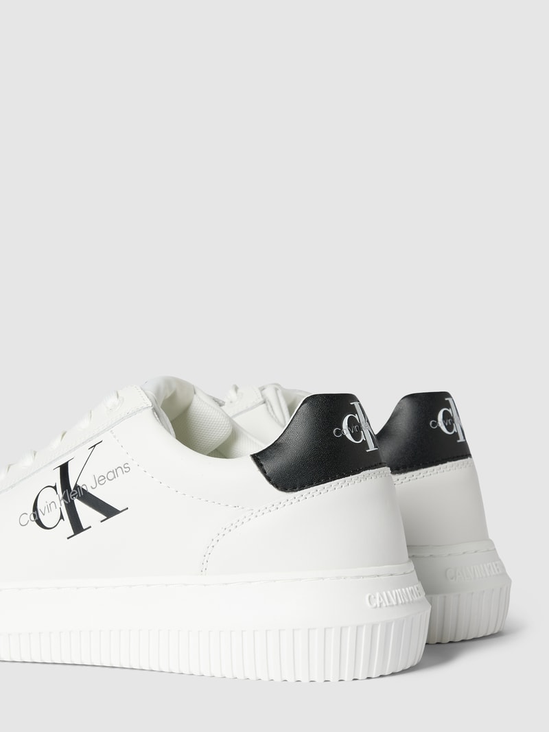Sneaker mit Label-Detail Modell 'CHUNKY' in weiss