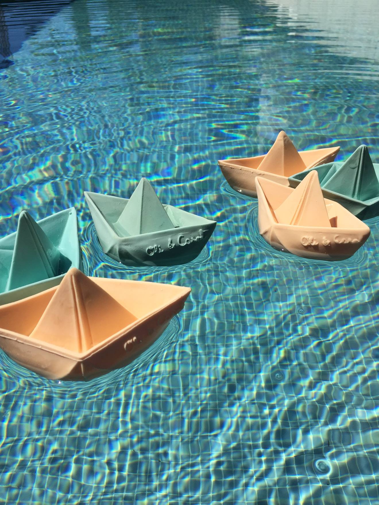 Oli & Carol Badespielzeug/Zahnungshilfe ORIGAMI-BOOT OLI & CAROL - gelb