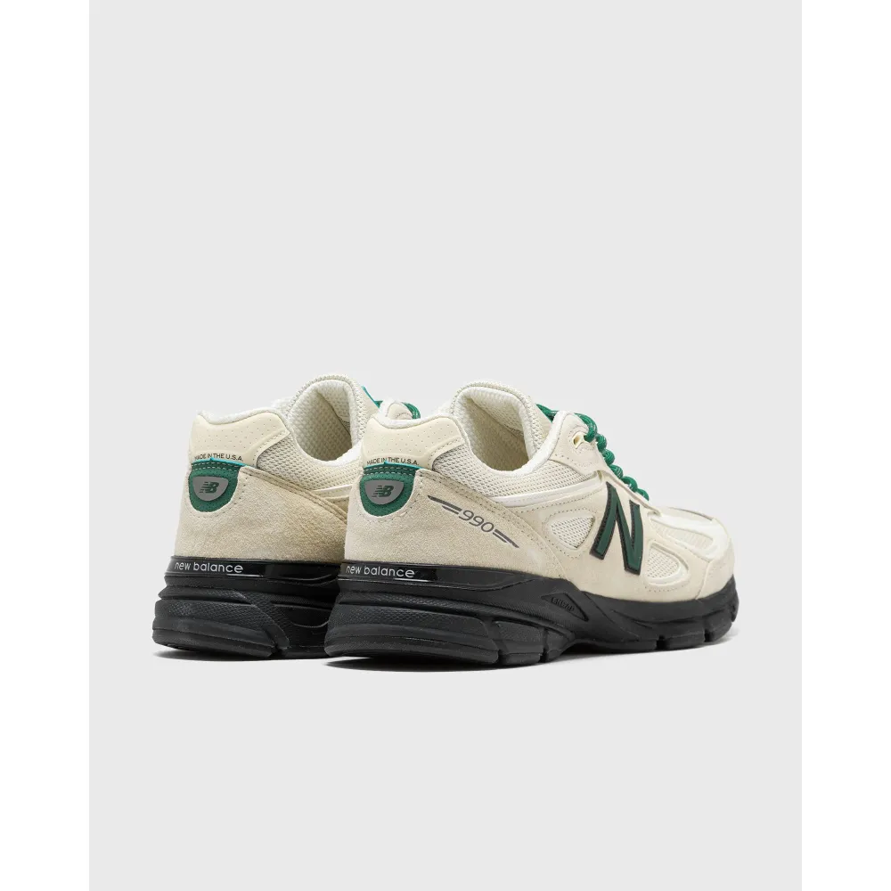 New Balance 990v4 Macadamia Nut U990GB4 / weiss
