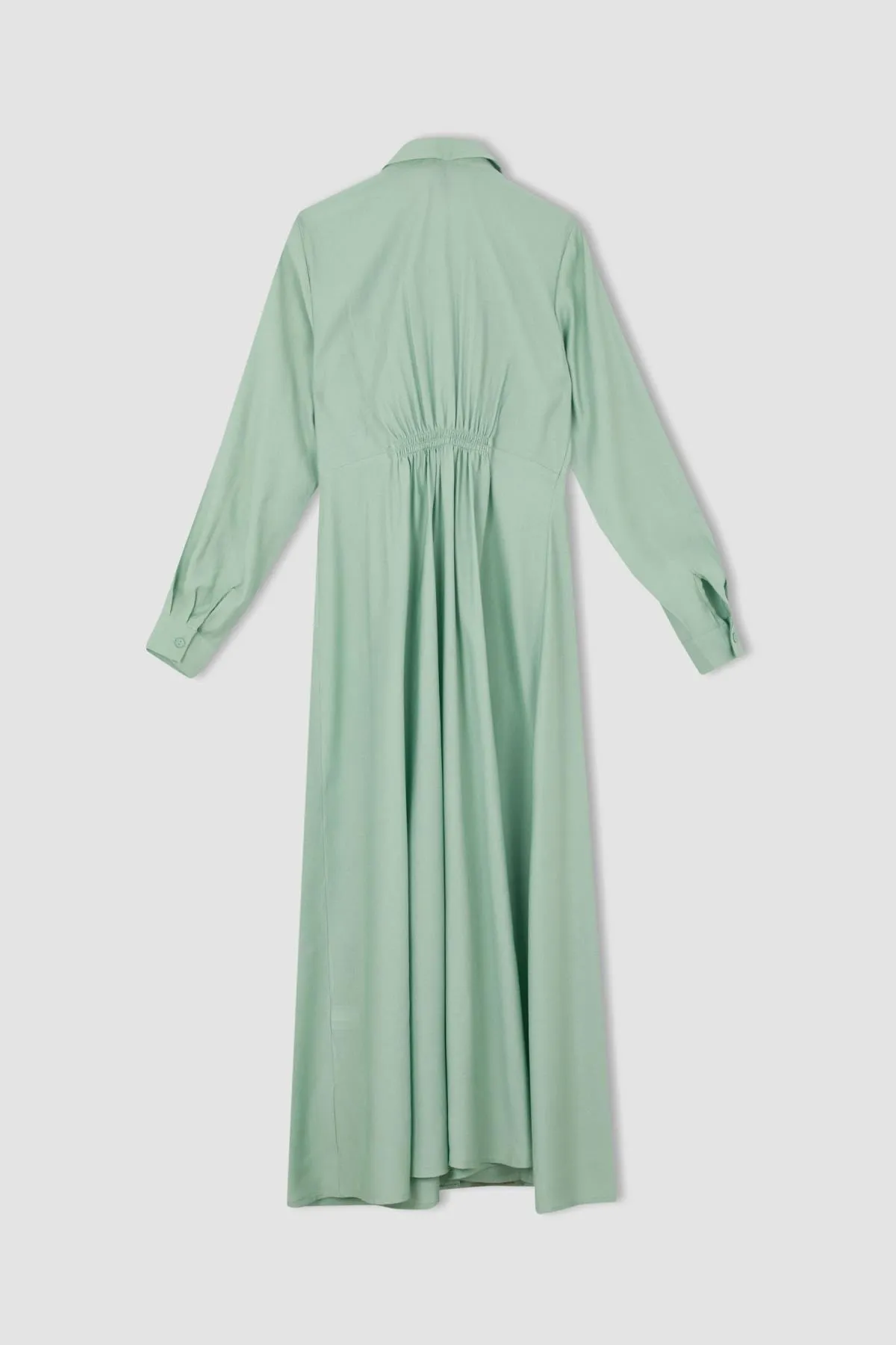 DeFacto  Normal geschnittenes Maxikleid mit Schärpendetail und Hemdkragen