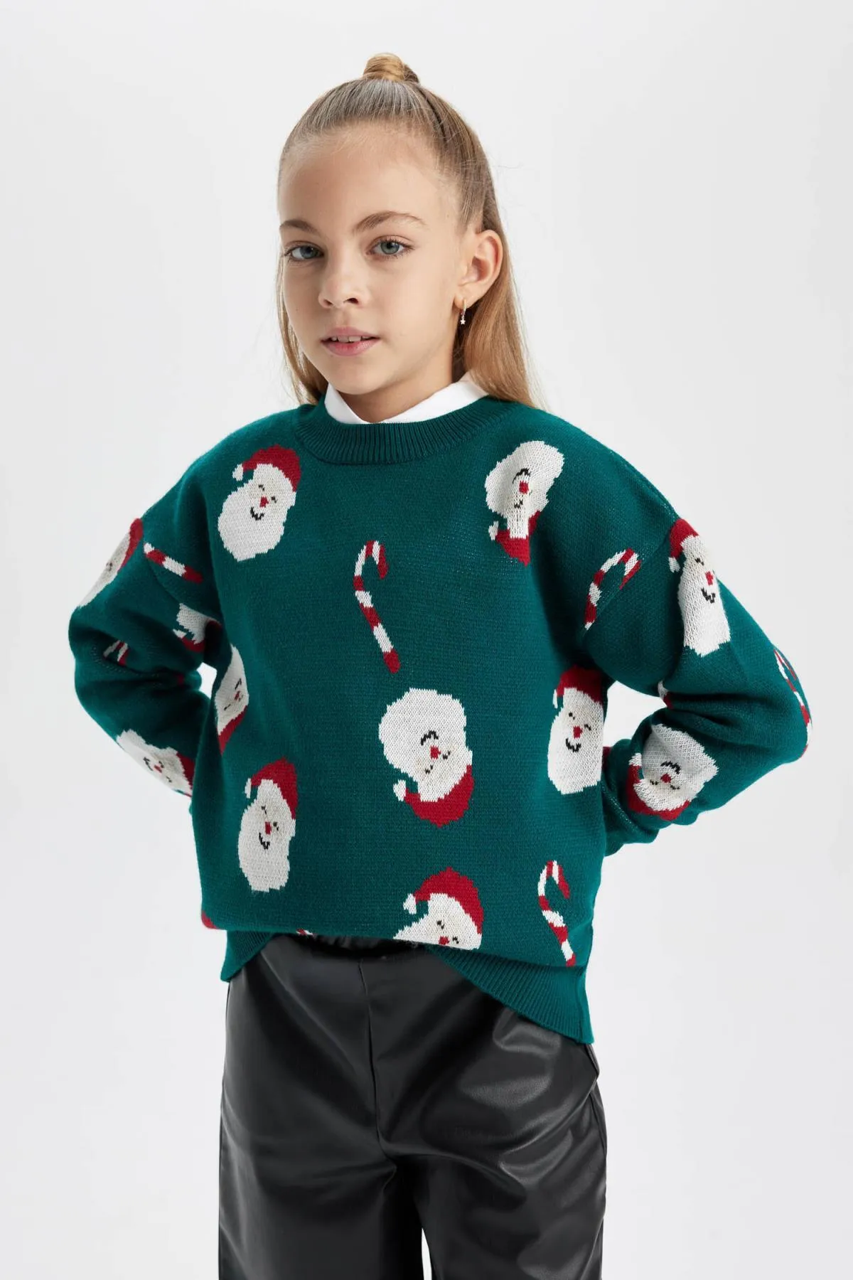DeFacto  Mädchenpullover mit Rundhalsausschnitt und Neujahrsmotiv