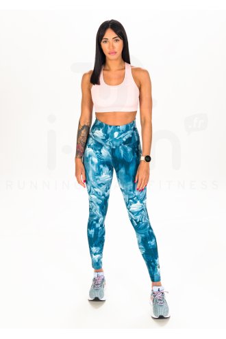 Nike Swoosh