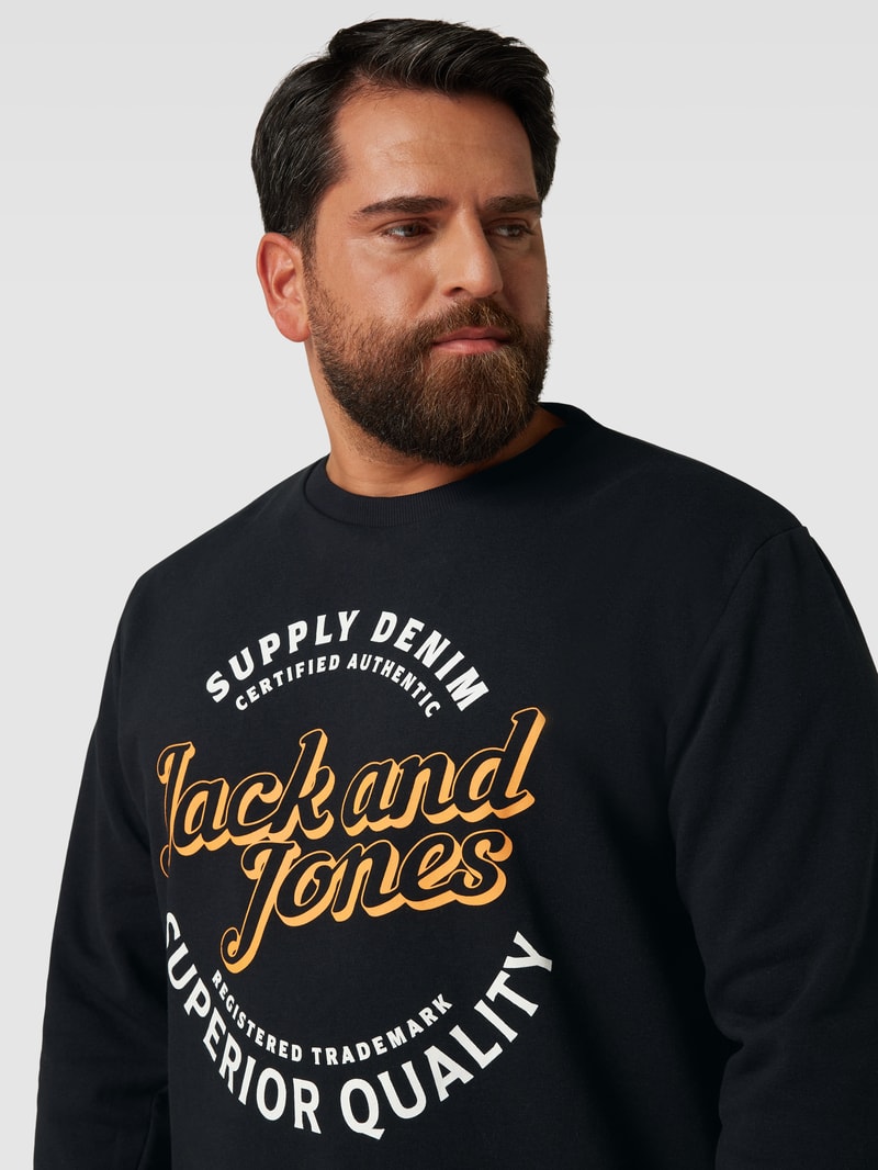 PLUS SIZE Sweatshirt mit Label-Print in schwarz