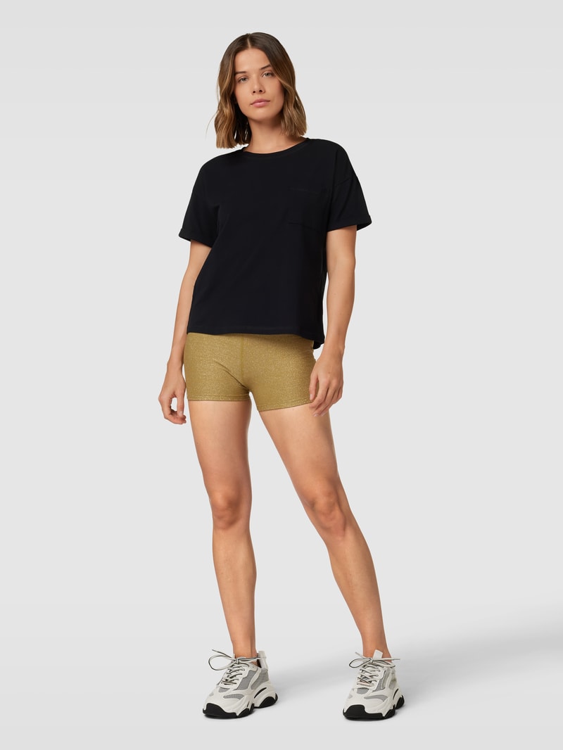Shorts mit Effektgarn Modell 'LUREX ROXY' in lindgrün