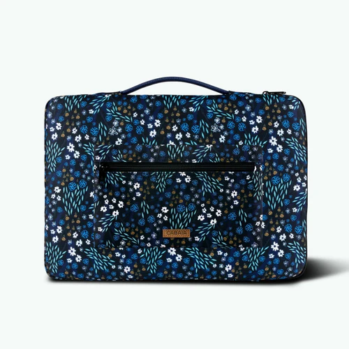 Downtown Miami 15/16 inch blue laptop sleeve