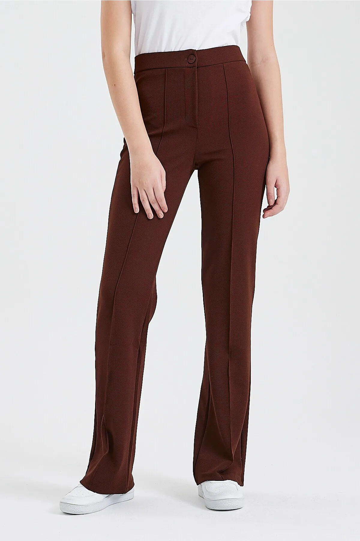 macharelbasic  Braune Palazzo-Hose mit hohem Bund und schmaler Passform und ausgestelltem Bein für Damen