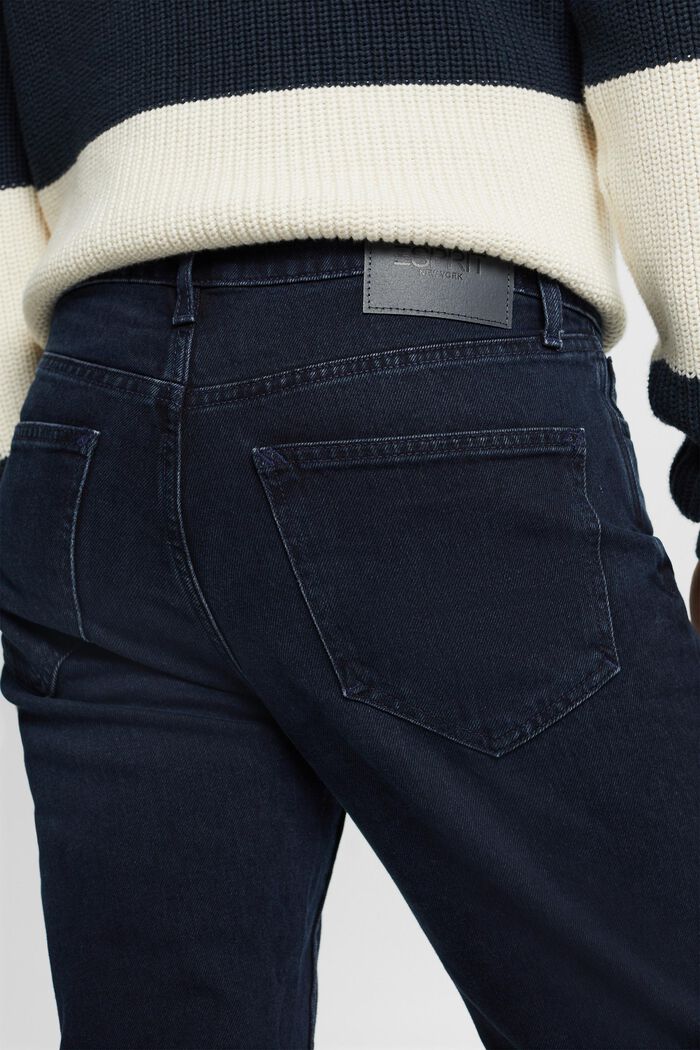 Jeans mit gerader Passform und mittelhohem Bund