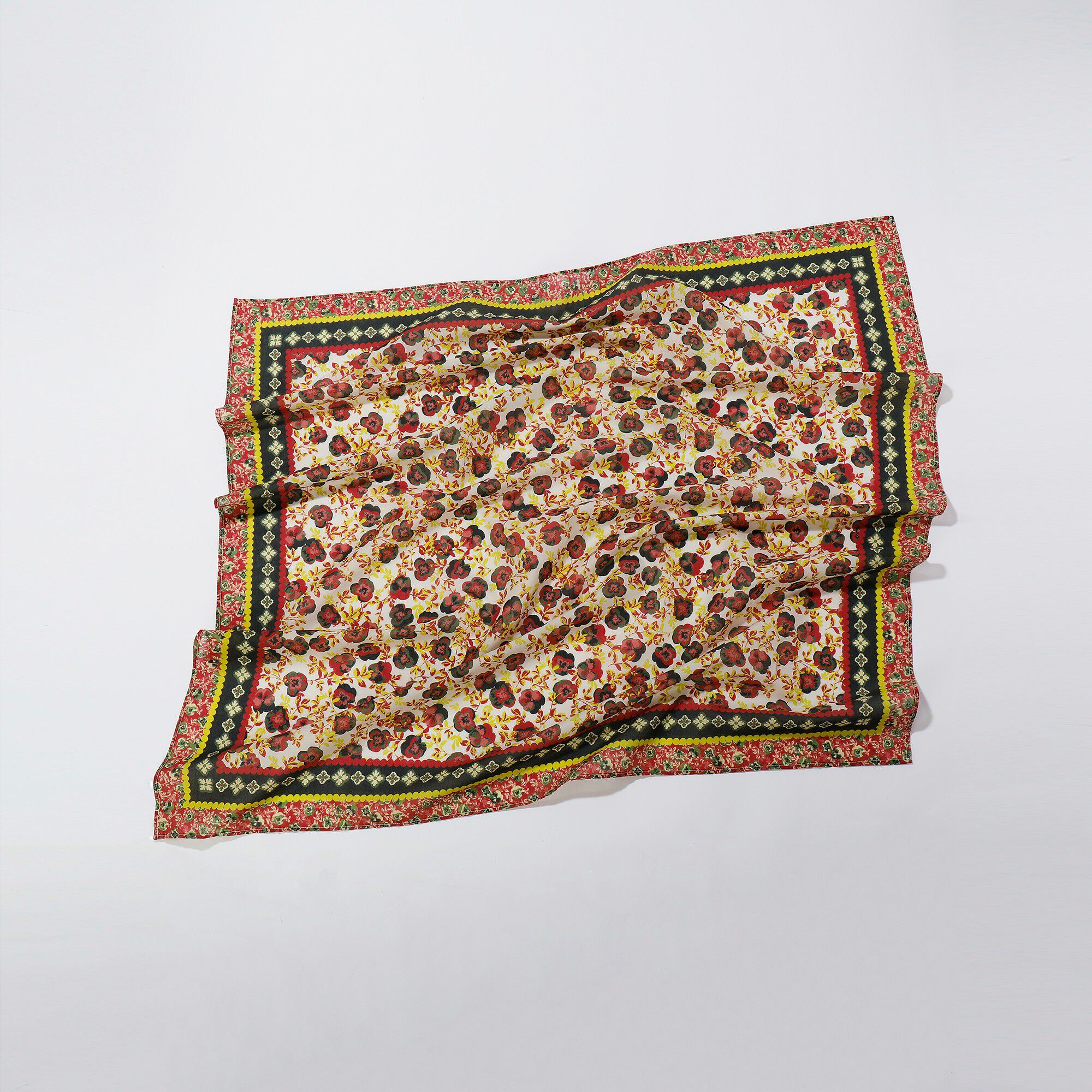 Foulard fabriqué en France imprimé fleuri, 100 x 100 cm