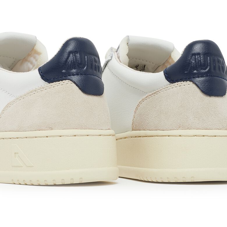 Autry 01 Low LS28 white/navy